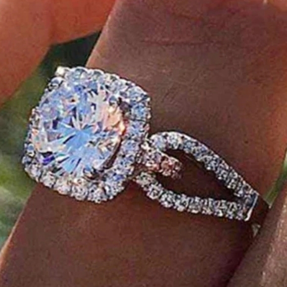 New Silver Link Ring - Picture 3 of 3